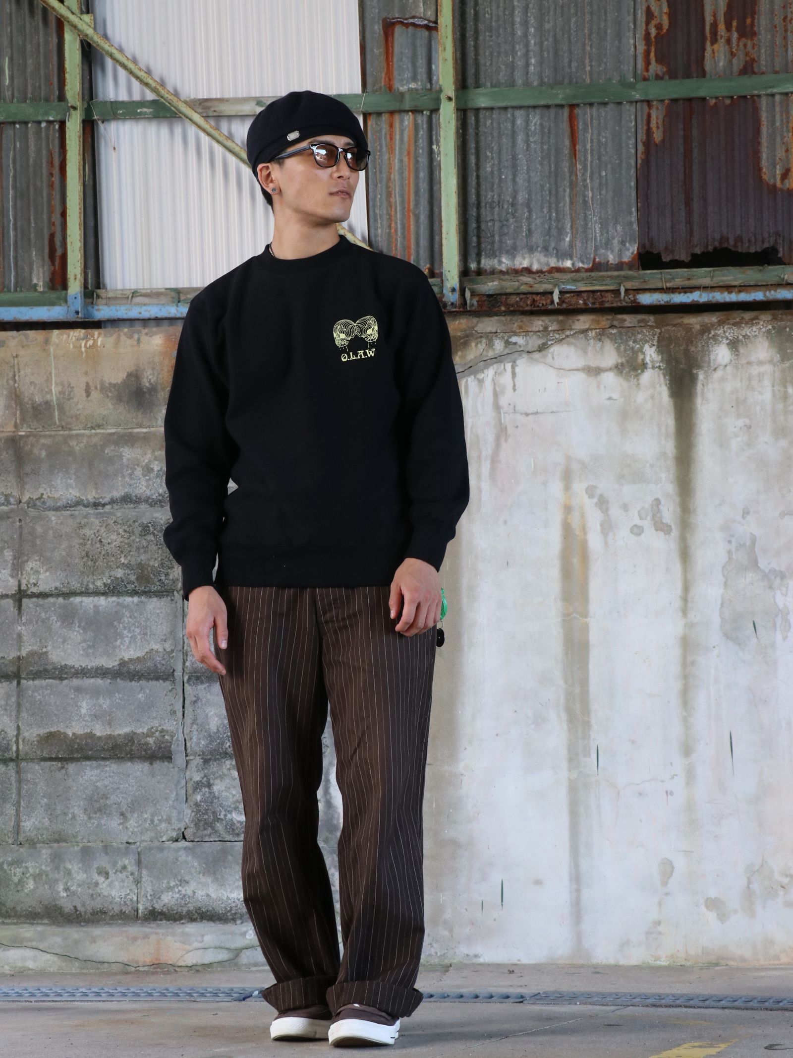 Entourage 12OZ CREW NECK SWEAT (BLACK)
