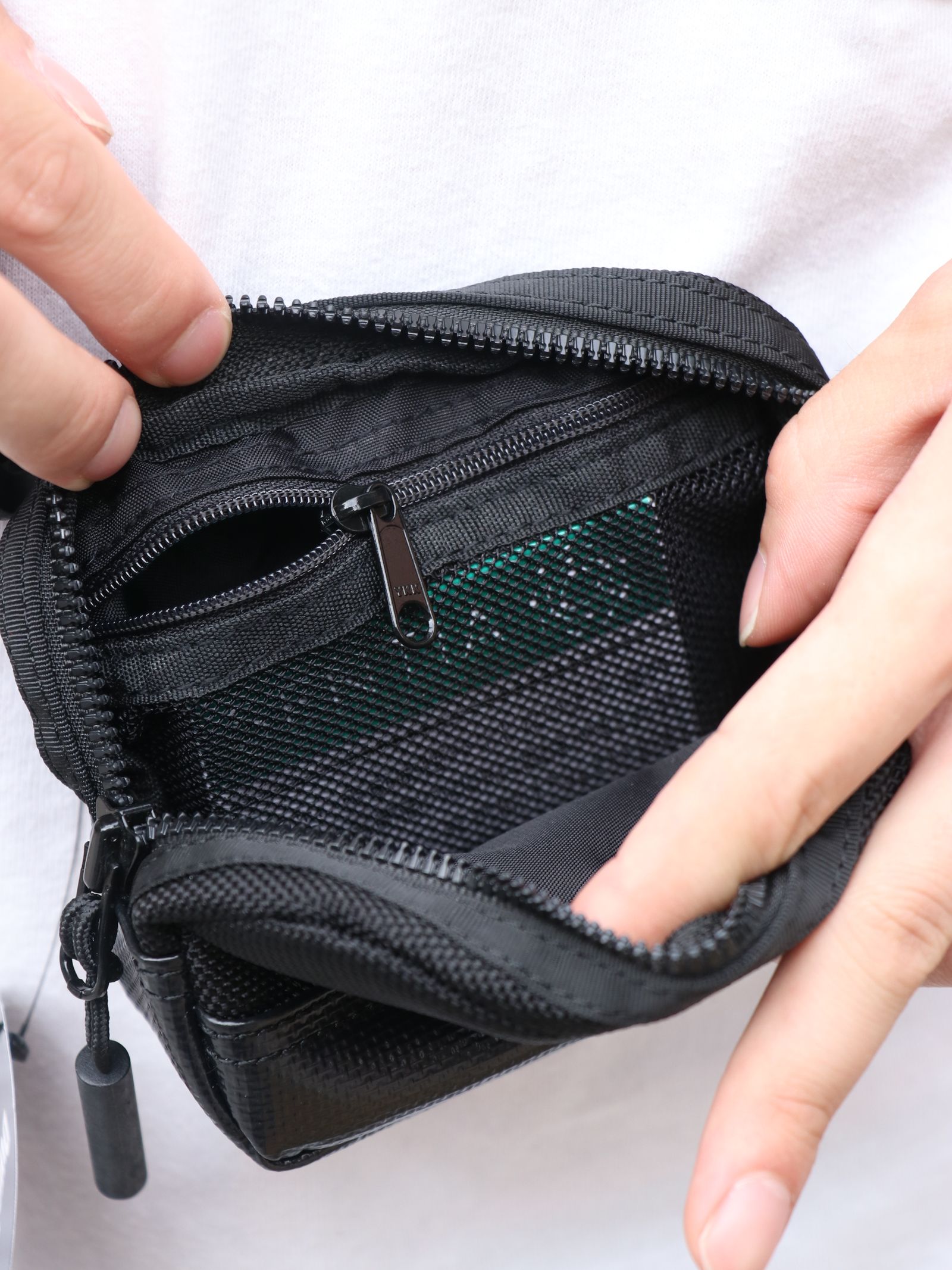 CORDULA SHOULDER BAG (SMALL)