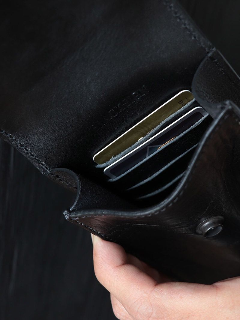 BLACK EYE HANDY BAG (MIDNIGHT BLACK)