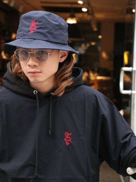 期間限定だからこそ楽しめるパーカー×ハーフパンツ