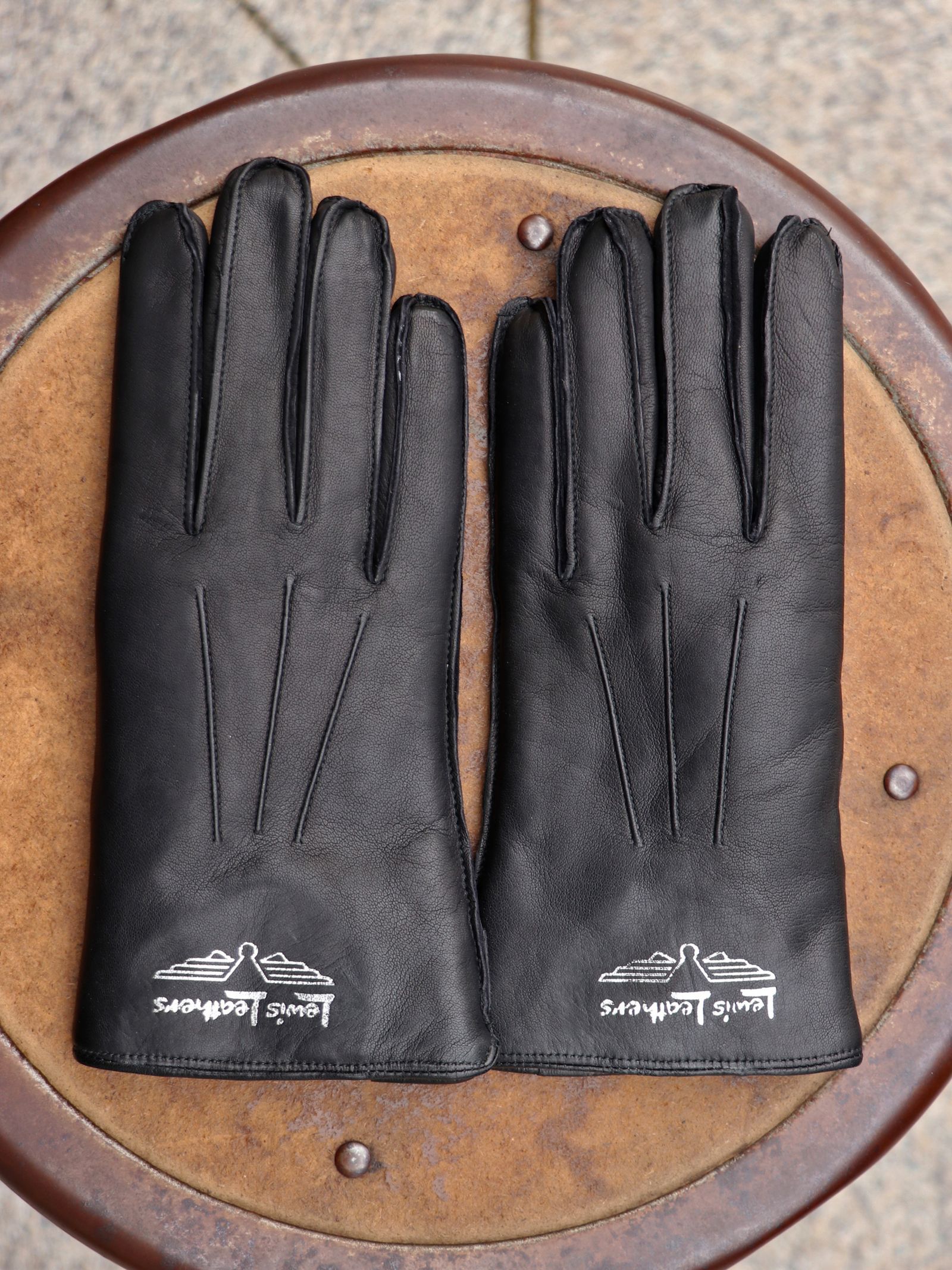 Lewis Leathers - 【即日発送可能】810L GLOVES LINED (BLACK