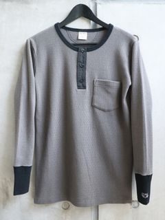 "AVIAKIT WAFFEL" T-SHIRTS HENLEY NECK (GRAY×BLACK)