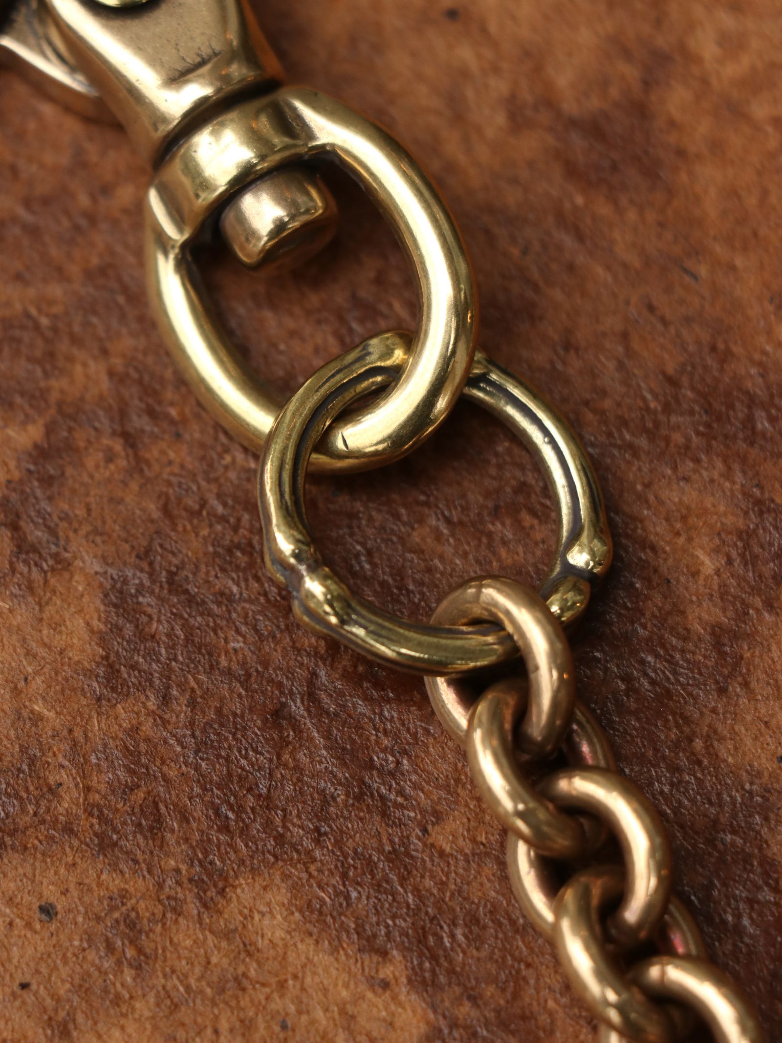 PEANUTS & CO. - BULL WALLETCHAIN (BRASS) | SKANDA