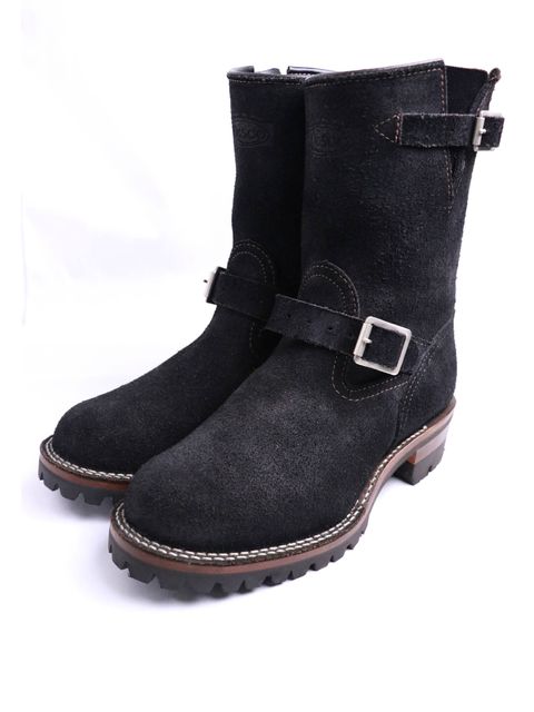 "BOSS" (BLACK "ROUGH OUT")