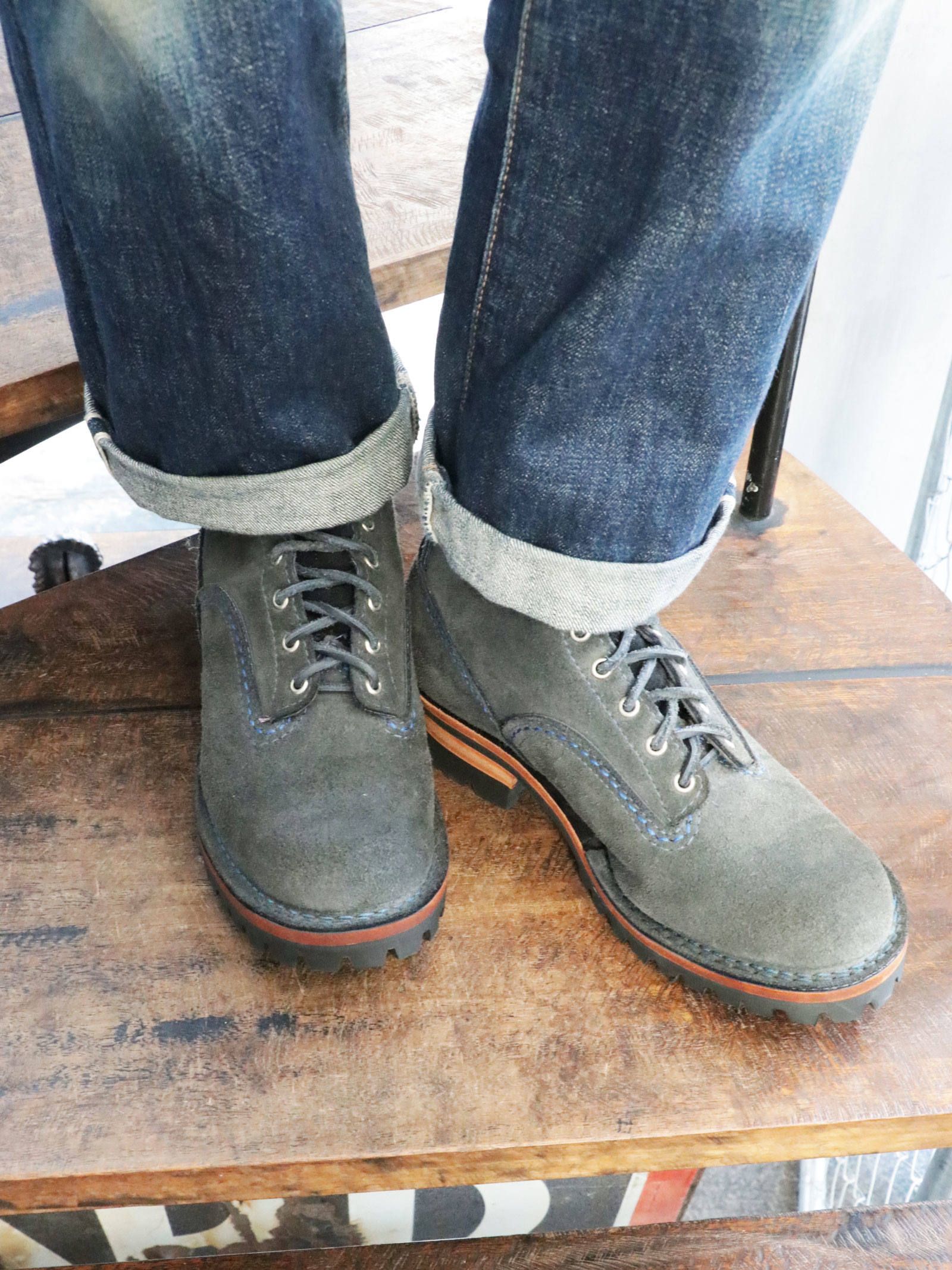 "JOBMASTER" SEMILACE TOE (NAVY "ROUGH OUT")