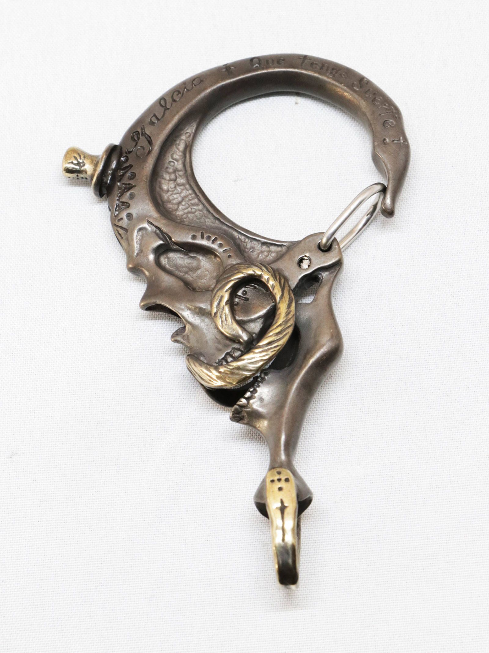 galcia - MUSTACHE SKULL KEYHOLDER (BRASS) | SKANDA
