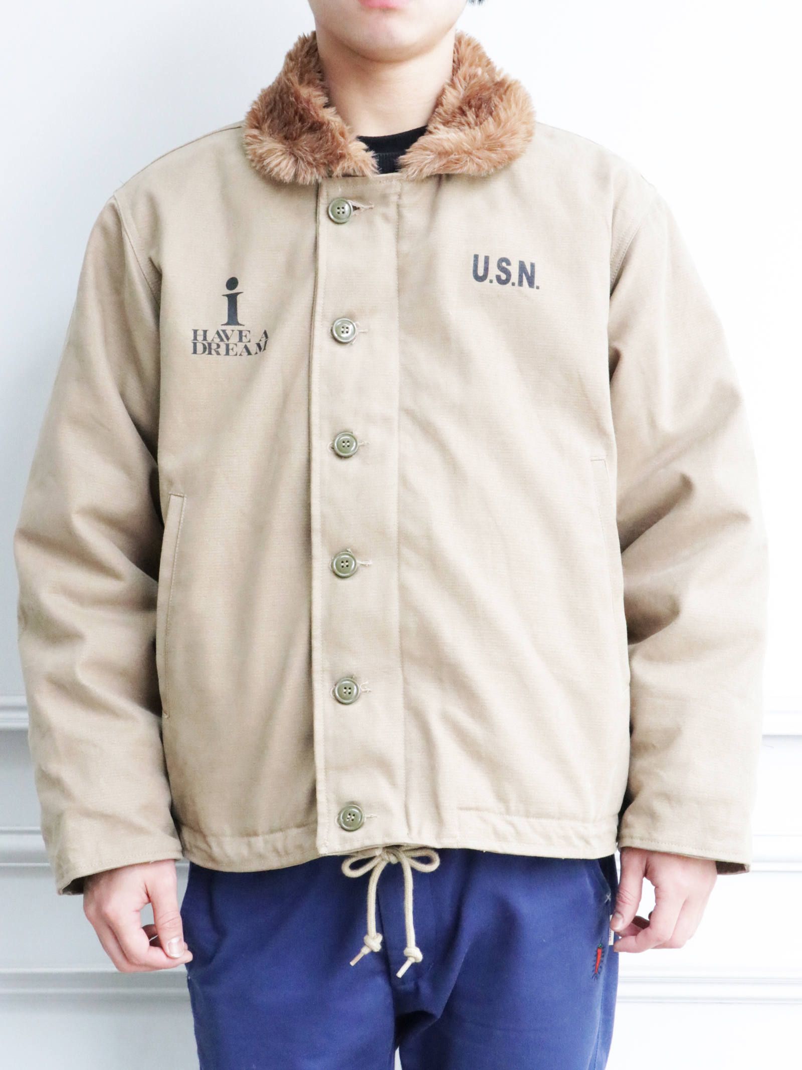 O.L.A.W - N-1 デッキジャケット(ベージュ) / N-1 DECK JACKET (BEIGE) モデル【身長170cm、体重56kg  着用Lサイズ】 | SKANDA