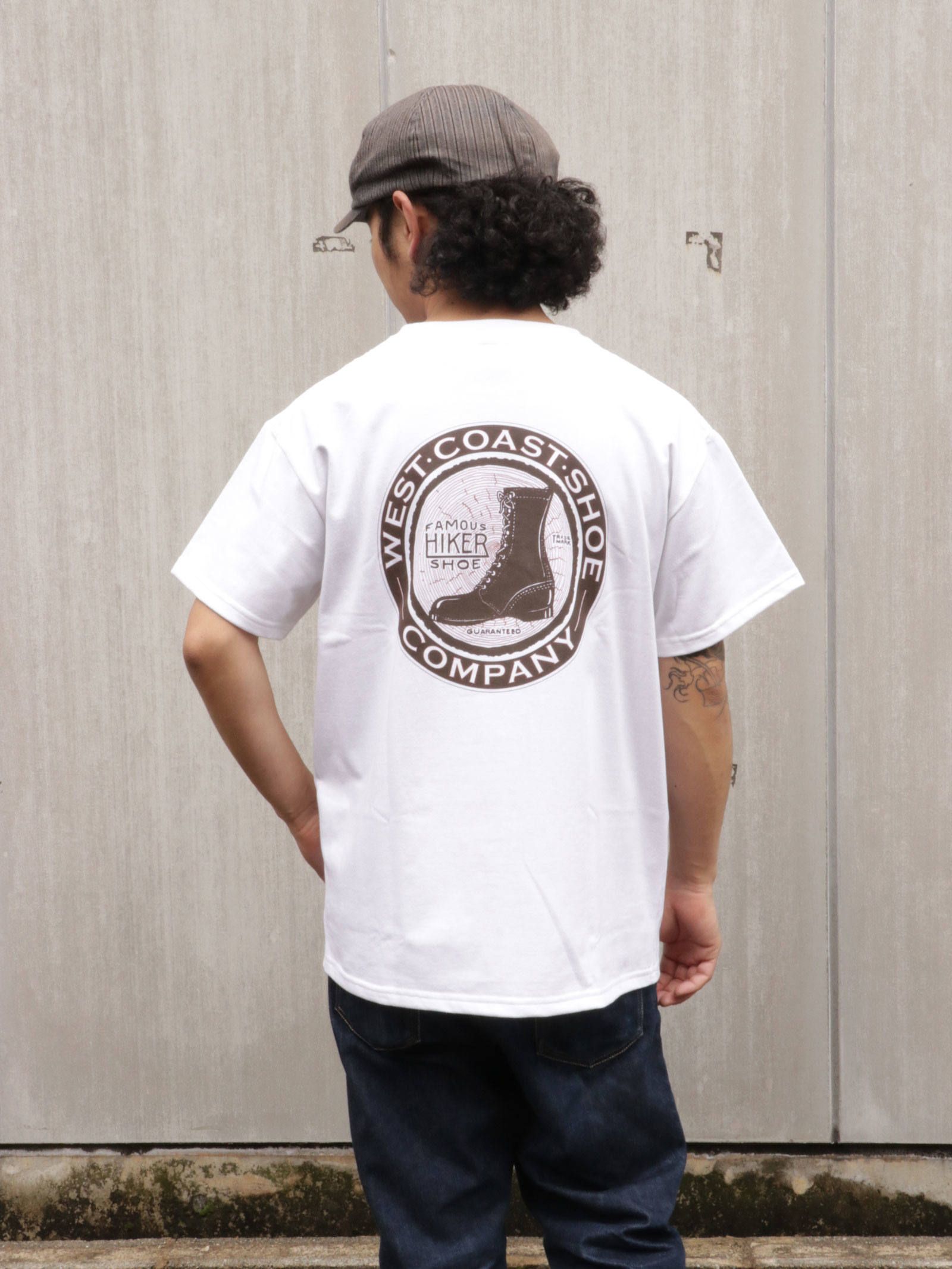FAMOUS HIKER SHOE S/S T-SHIRTS( WHITE)