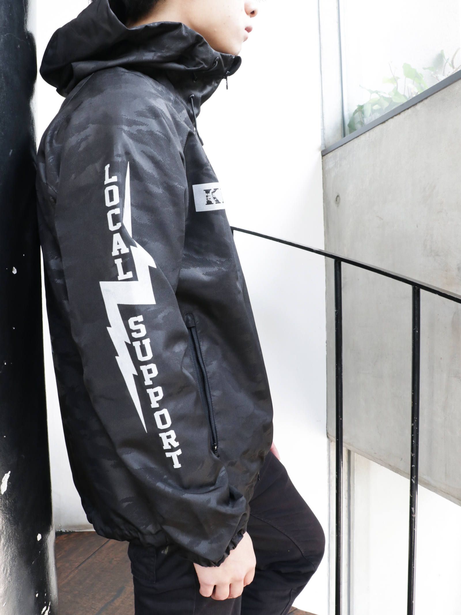 ローカルサポートシェルパーカーLOCAL SUPPORT SHELL PARKA モデル 身長172cm , 体重64kg 着用 M