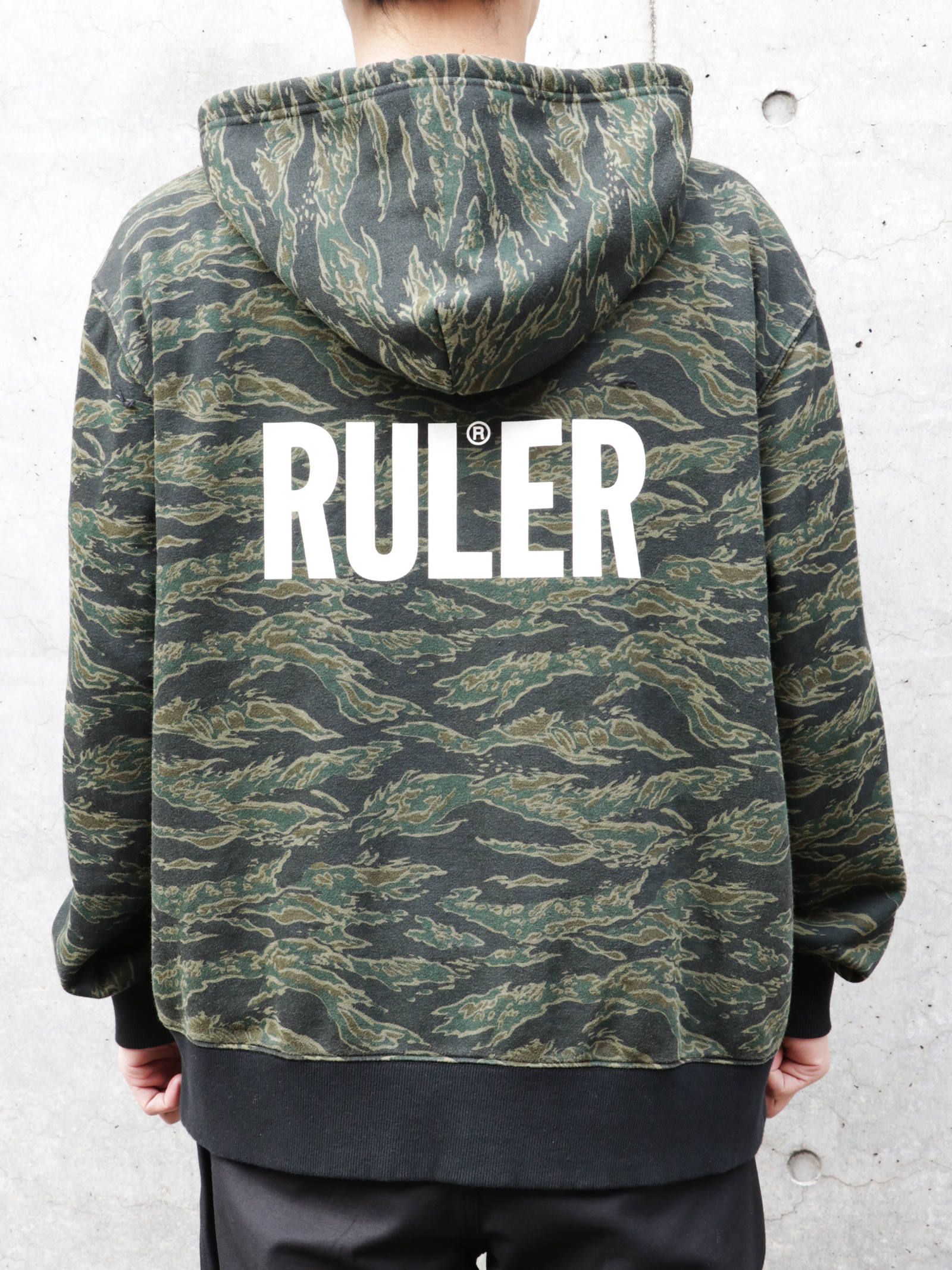 RULER - アイコンカモジップスエットフーデット / ICON CAMO ZIP SWEAT