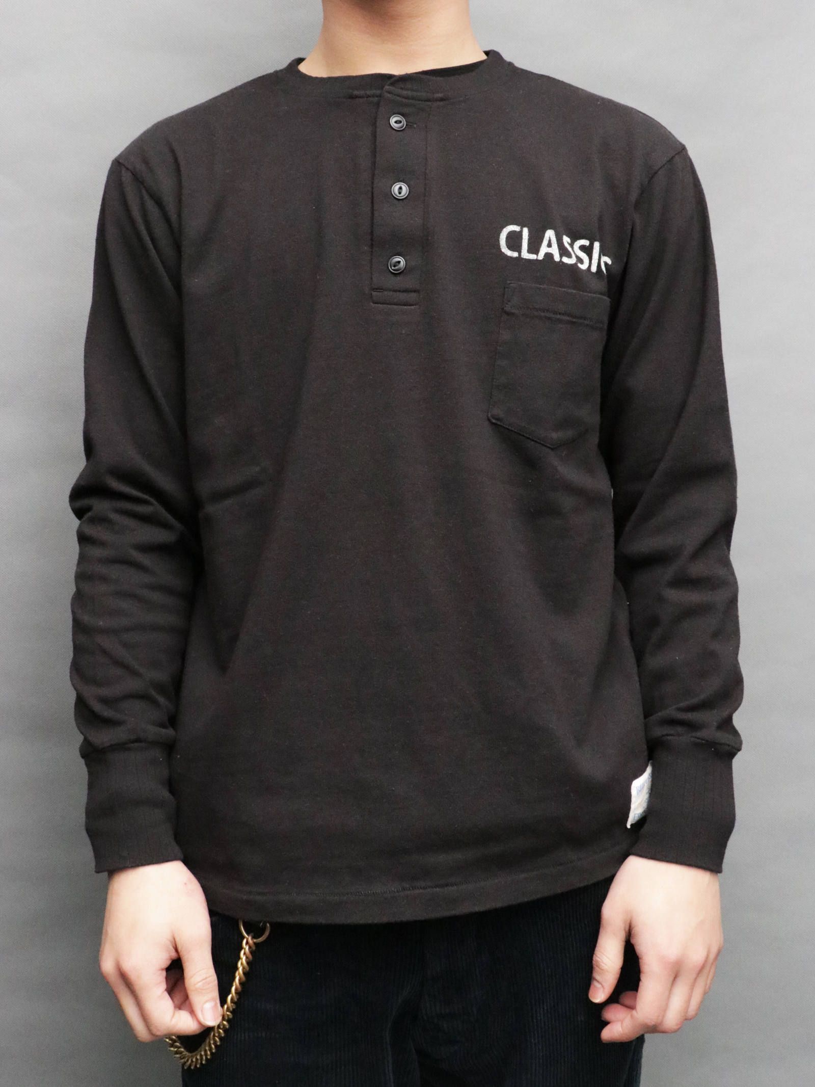フラッグガールロングスリーブTシャツ (ブラック) / FLAG GIRL L/S TEE (BLACK) モデル 身長170cm、体重56kg 着用 M