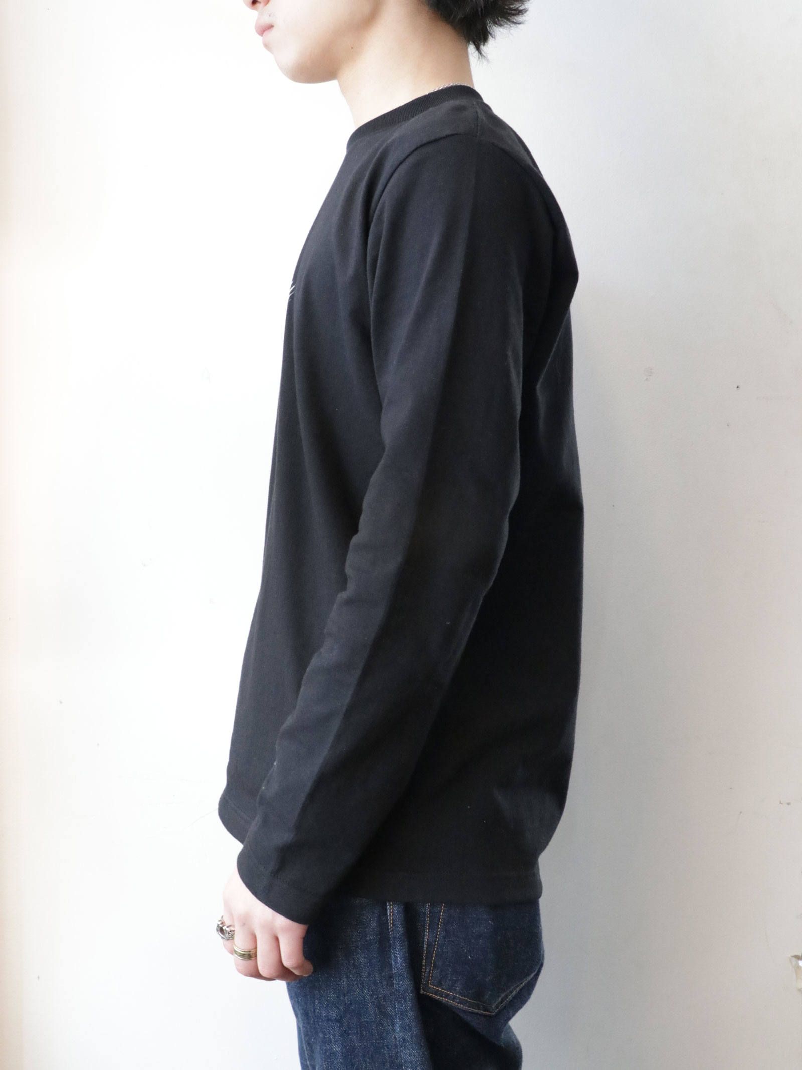 リップルロングスリーブTEE (ブラック) / RIPPLE L/S-TEE (BLACK) モデル 身長170cm、体重56kg 着用 M