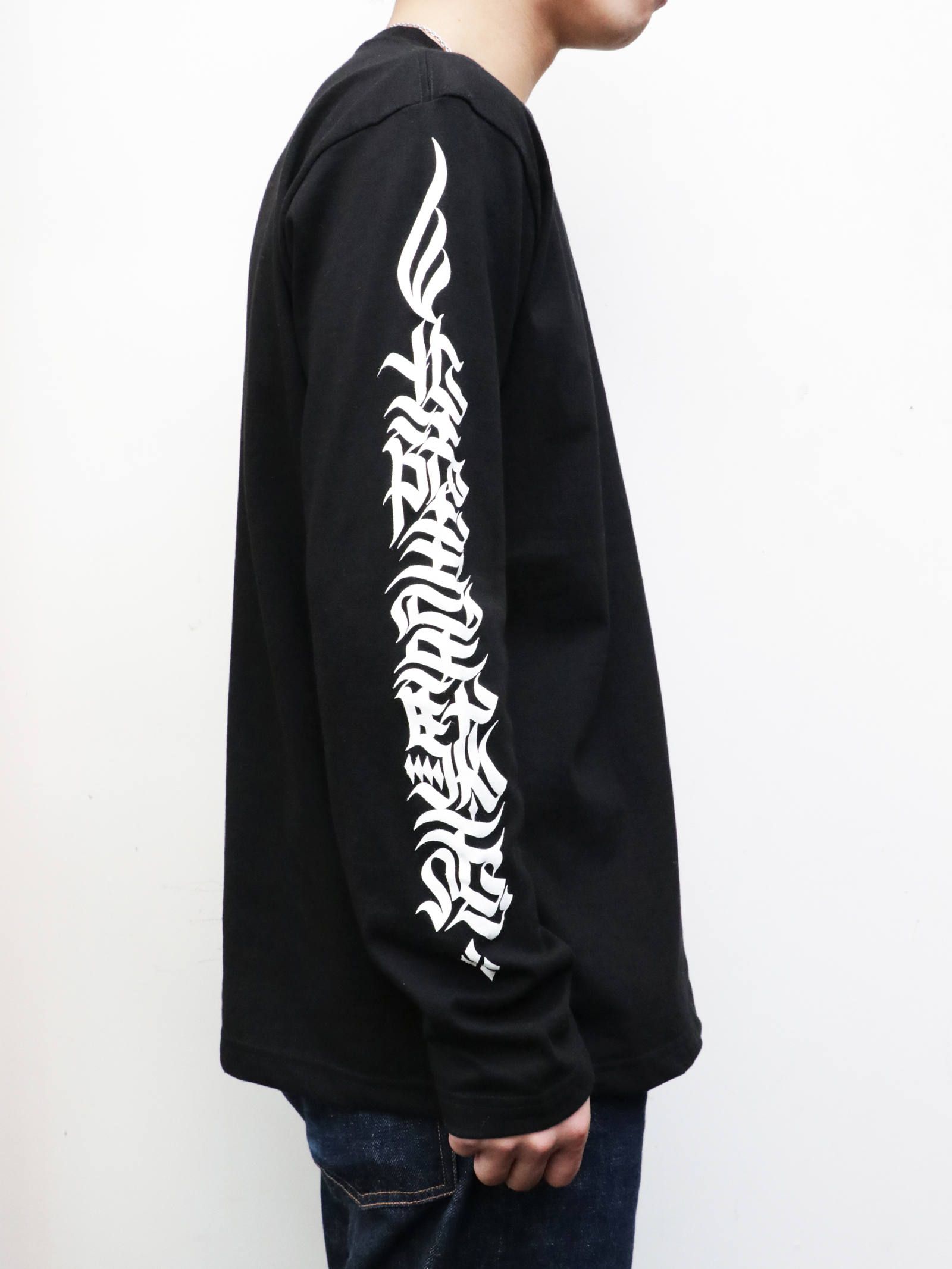 北陸韋駄天オリジナルロングスリーブTシャツ (ブラック) / 北陸韋駄天ORIGNAL L/S TEE (BLACK) モデル 身長170cm、体重56kg 着用 L