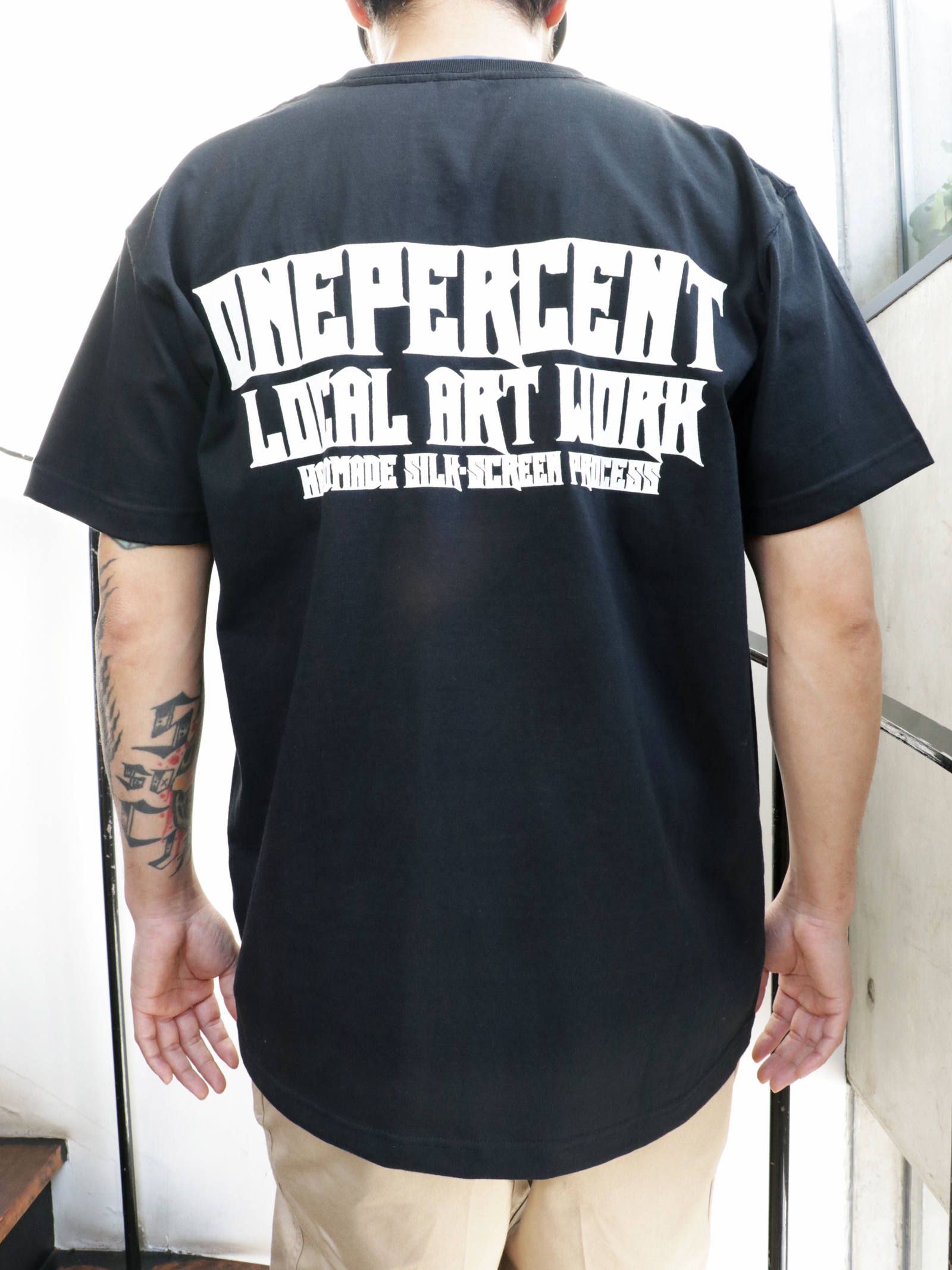 オリジナルTシャツ(少数派)(ブラック) / ORIDNAL TEE (BLACK) モデル 身長172cm , 体重64kg 着用 XL