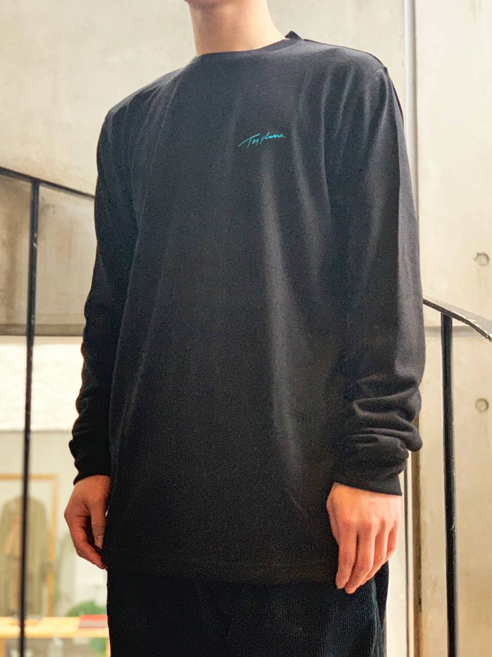 クルーネックニット (ブラック) / CREW NECK KNIT (BLACK)