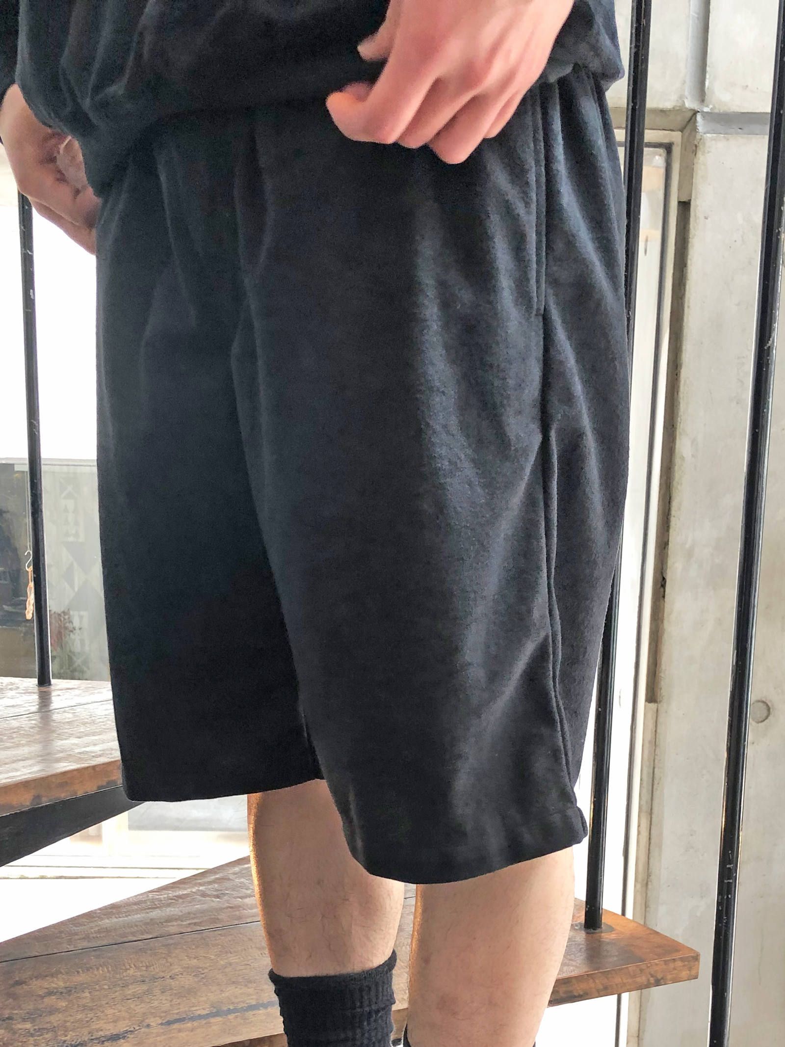 ベロアタイプイージーハーフパンツ (ブラック) / VELOR TYPE EASY HALF PANTS