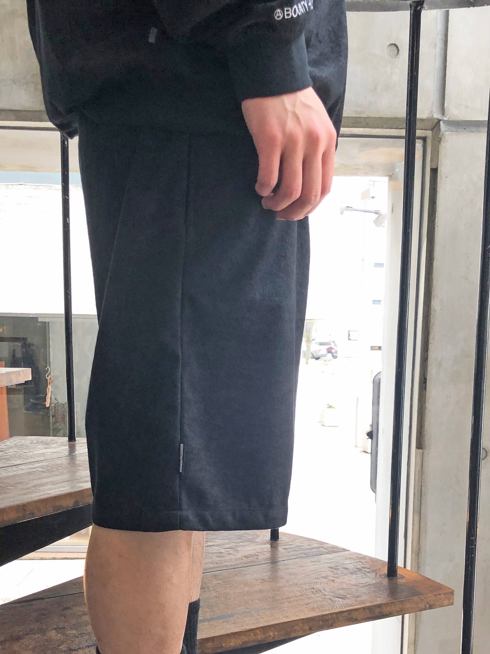 ベロアタイプイージーハーフパンツ (ブラック) / VELOR TYPE EASY HALF PANTS