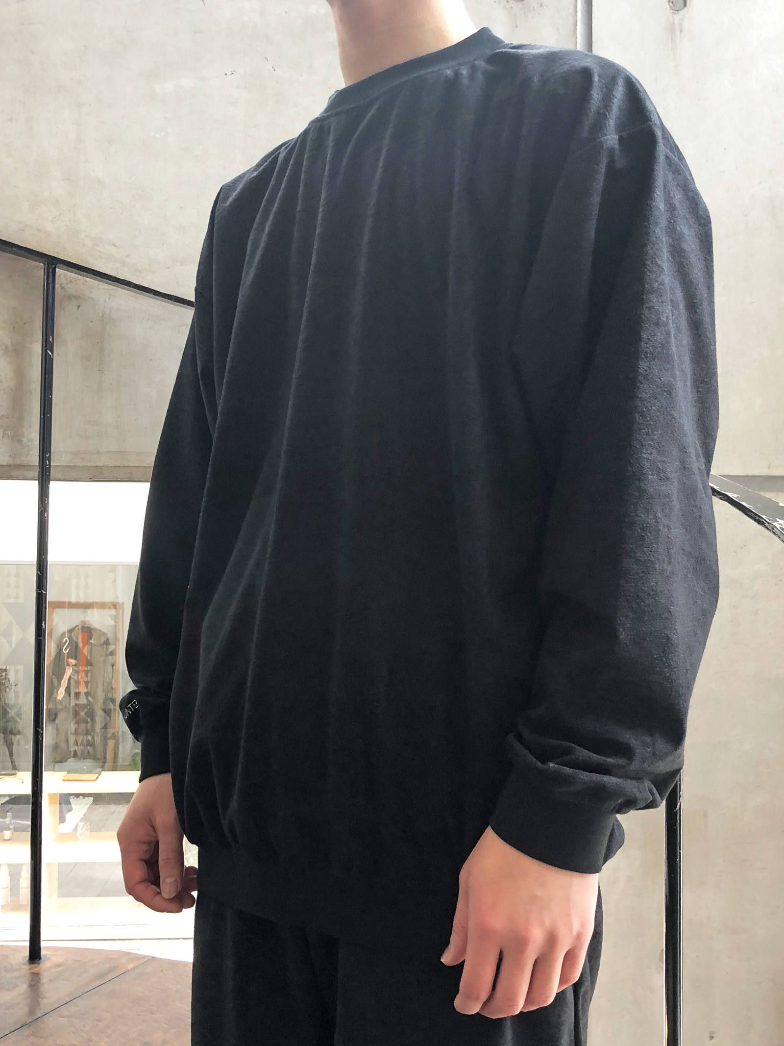 ベロアタイプクルーネック (ブラック) / VELOR TYPE CREW NECK (BLACK)