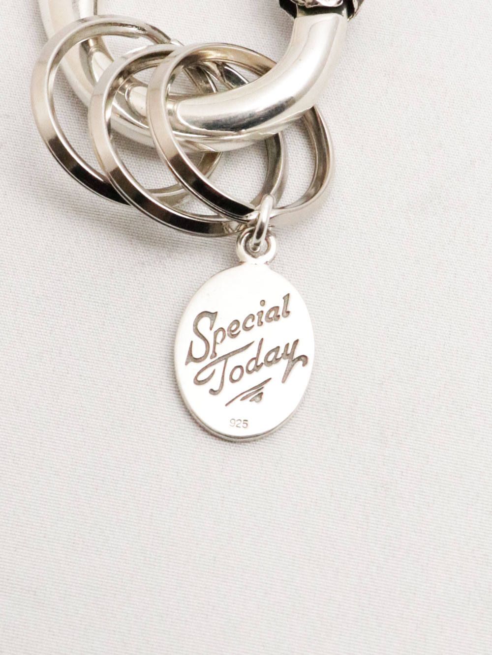 PEANUTS CARABINER (SILVER)