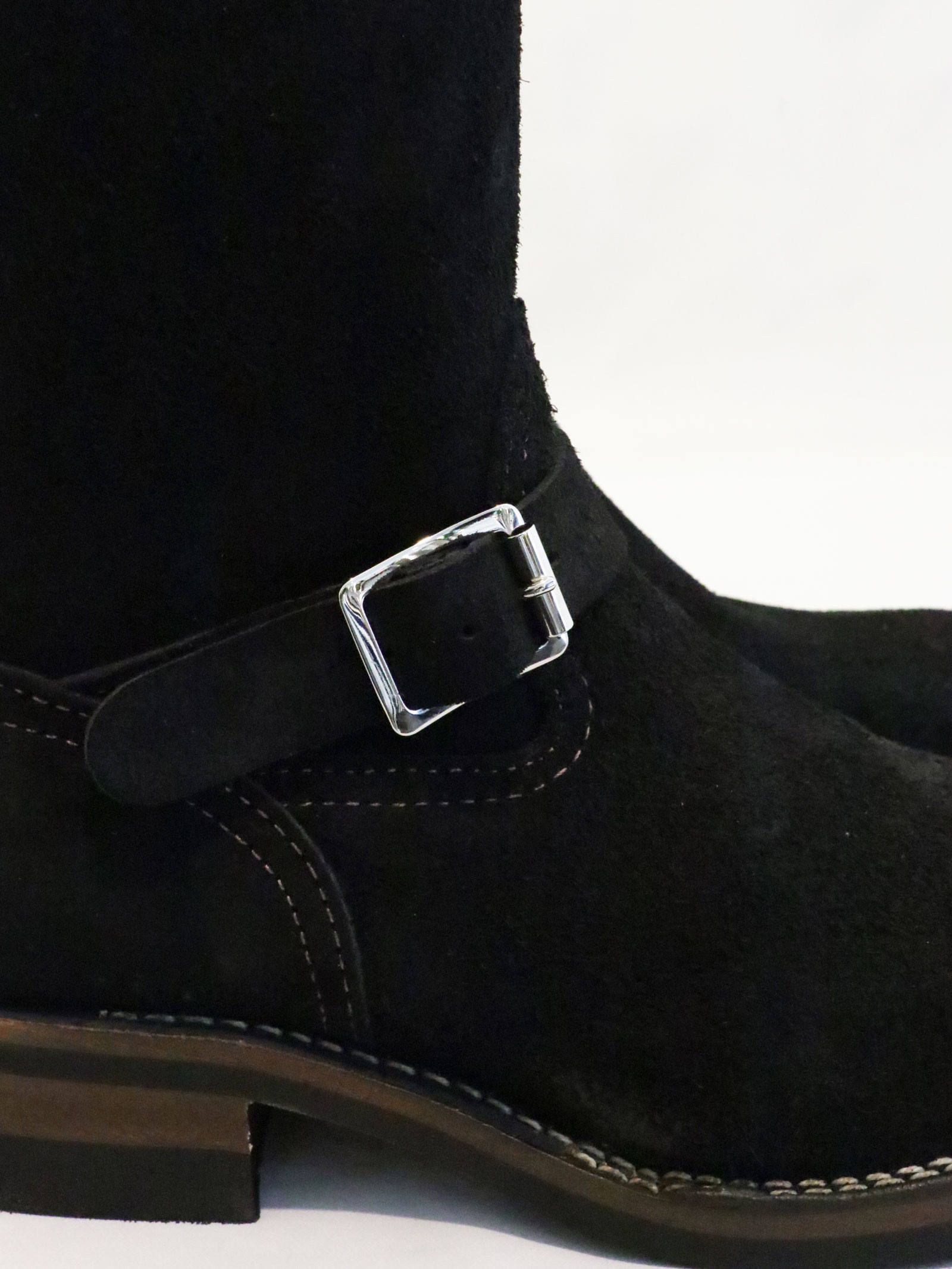 "BOSS" - 11inch HIGHT (BLACK "ROUGH OUT")