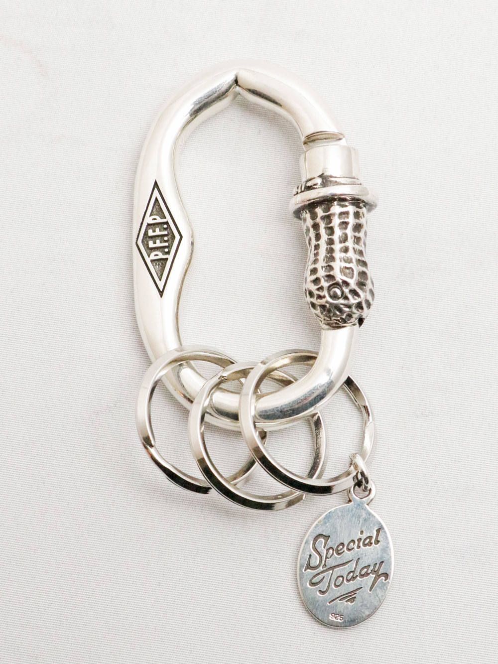 BEROPEANUTS CARABINER (SILVER×COPPER)