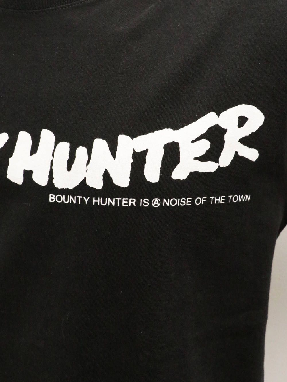 BOUNTY HUNTER - BxH ディスフロントTシャツ(ブラック) / BxH