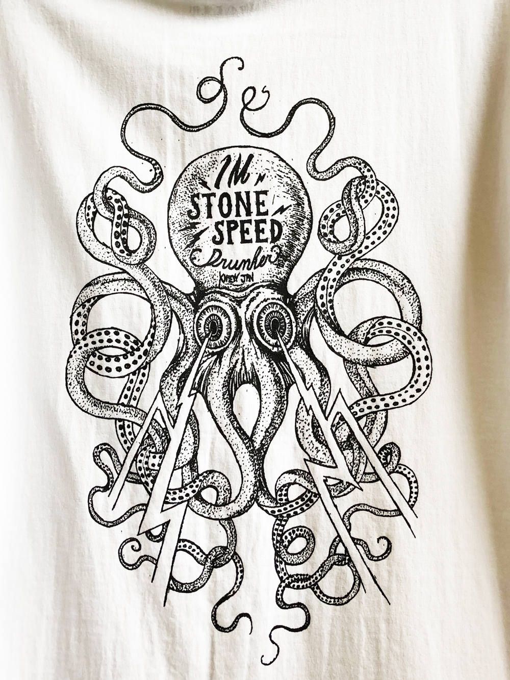 SKANDAオリジナル クラーケンTシャツ (ホワイト) / SKANDAORIGNAL KRAKEN T-SHIRT (WHITE)