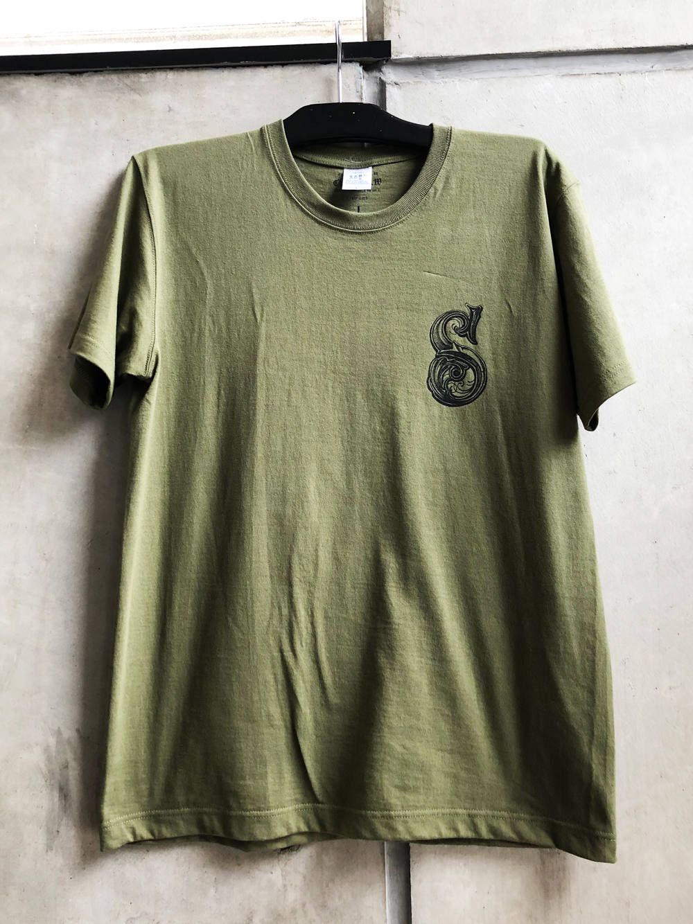 20周年オリジナルTシャツ (カーキー) / 20TH ANNIVERSARY ORIGNAL S/S TEE (KHAKI)