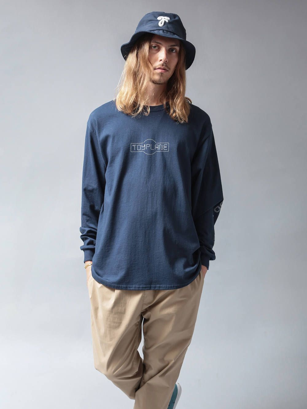 ネオンサインロングスリーブTシャツ(ネイビー) / NEON SIGN L/S TEE (NANY)