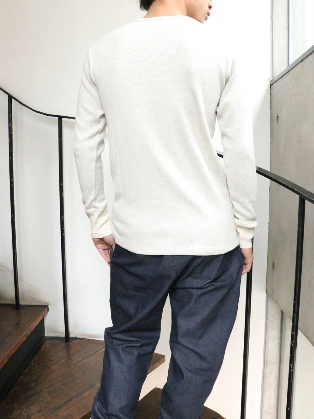 【即日発送可能】"AVIAKIT WAFFEL" T-SHIRTS HENLEY NECK (OATMEAL)