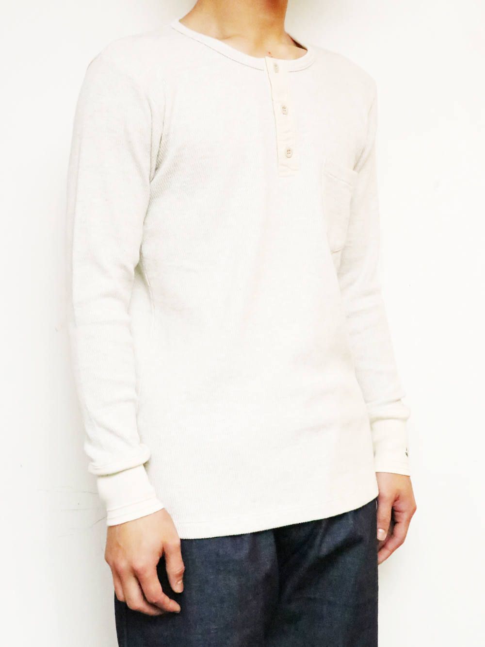 【即日発送可能】"AVIAKIT WAFFEL" T-SHIRTS HENLEY NECK (OATMEAL)