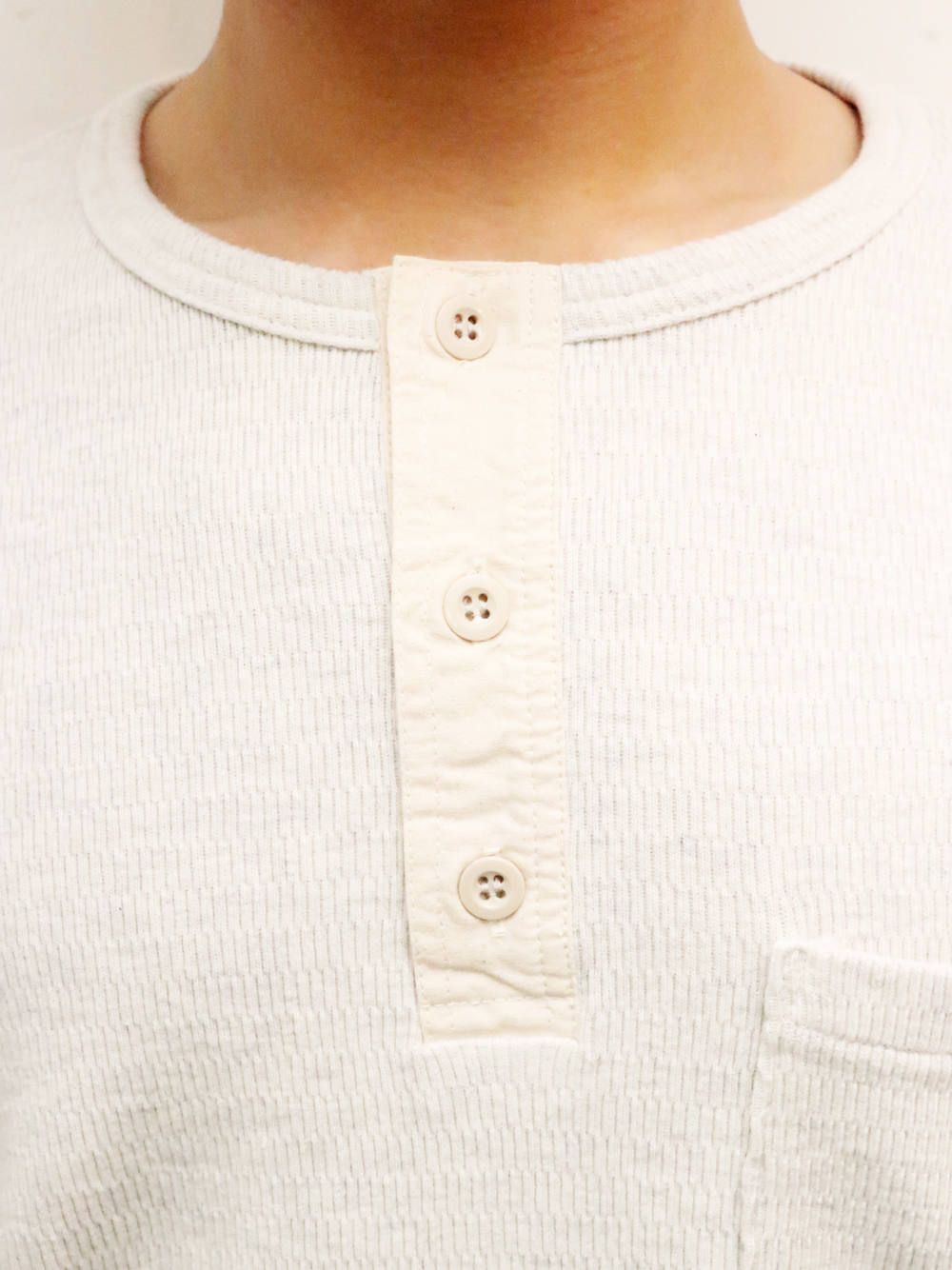 【即日発送可能】"AVIAKIT WAFFEL" T-SHIRTS HENLEY NECK (OATMEAL)