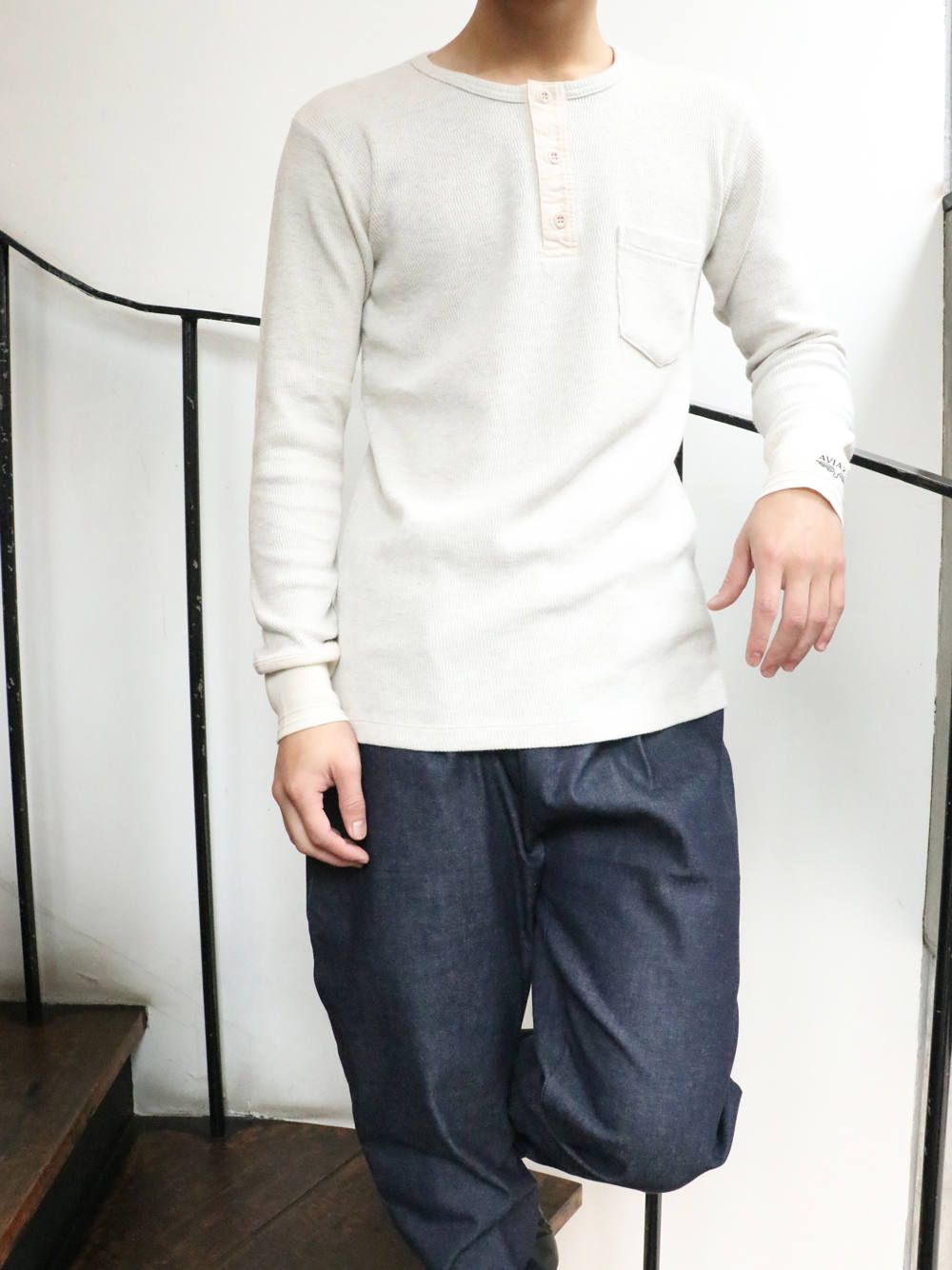 【即日発送可能】"AVIAKIT WAFFEL" T-SHIRTS HENLEY NECK (OATMEAL)