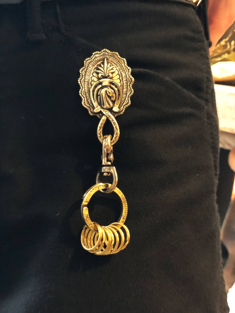 CONCHO & AGAVE KEYHOLDER (BRASS)