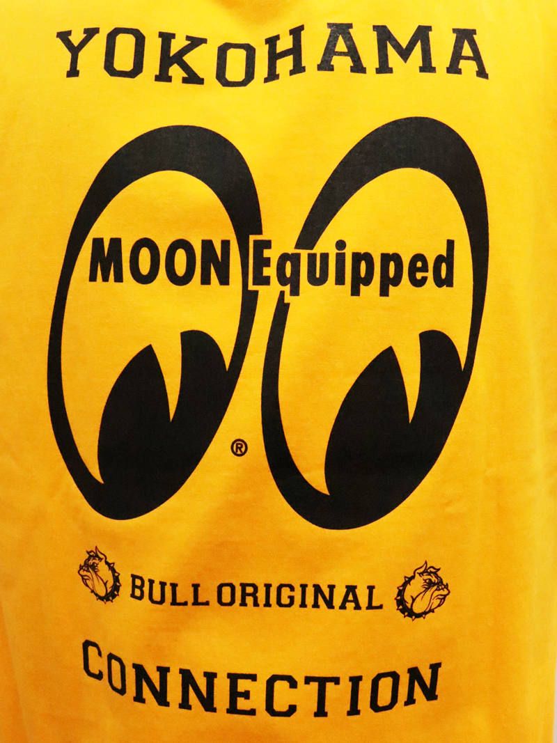 ムーンアイズ×ブルオリジナルTシャツ(ゴールド) / MOONEYES×BULLORIGINAL TEE (GOLD)