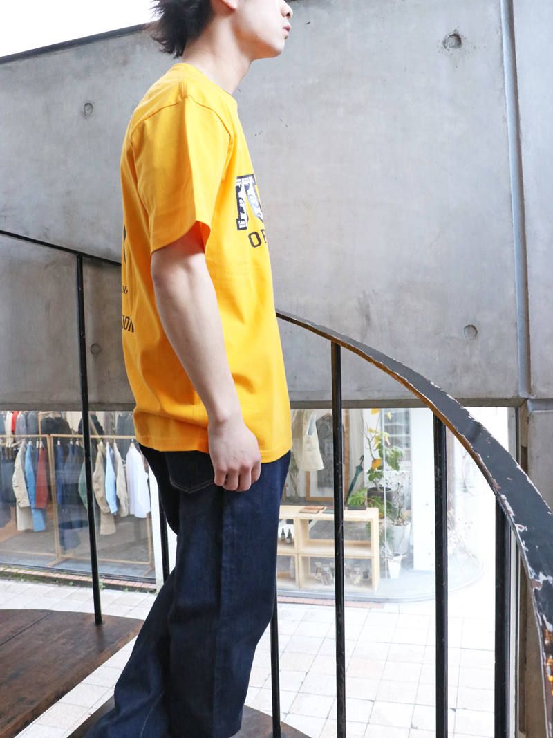 ムーンアイズ×ブルオリジナルTシャツ(ゴールド) / MOONEYES×BULLORIGINAL TEE (GOLD)