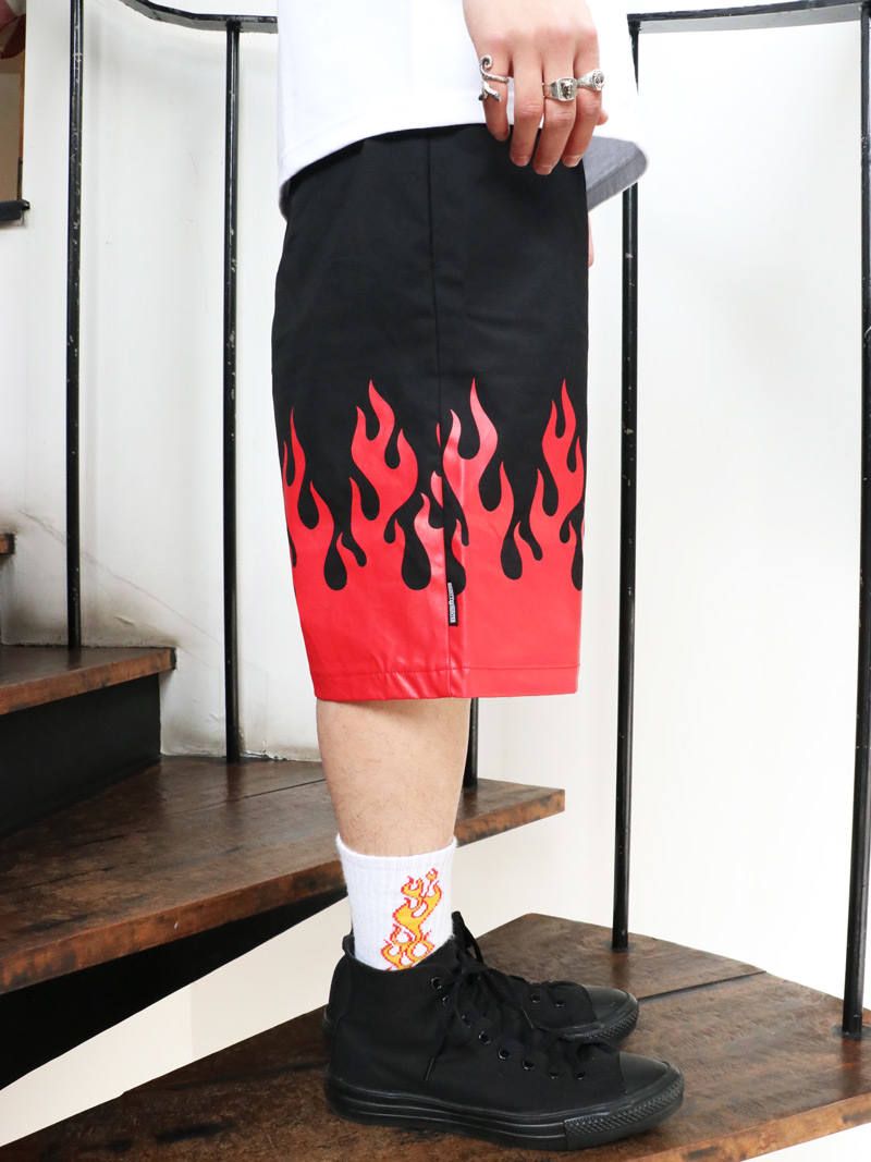 フレイムスハーフパンツ (ブラック×レッド) / BxH Flames Half Pants (BLACK×RED)