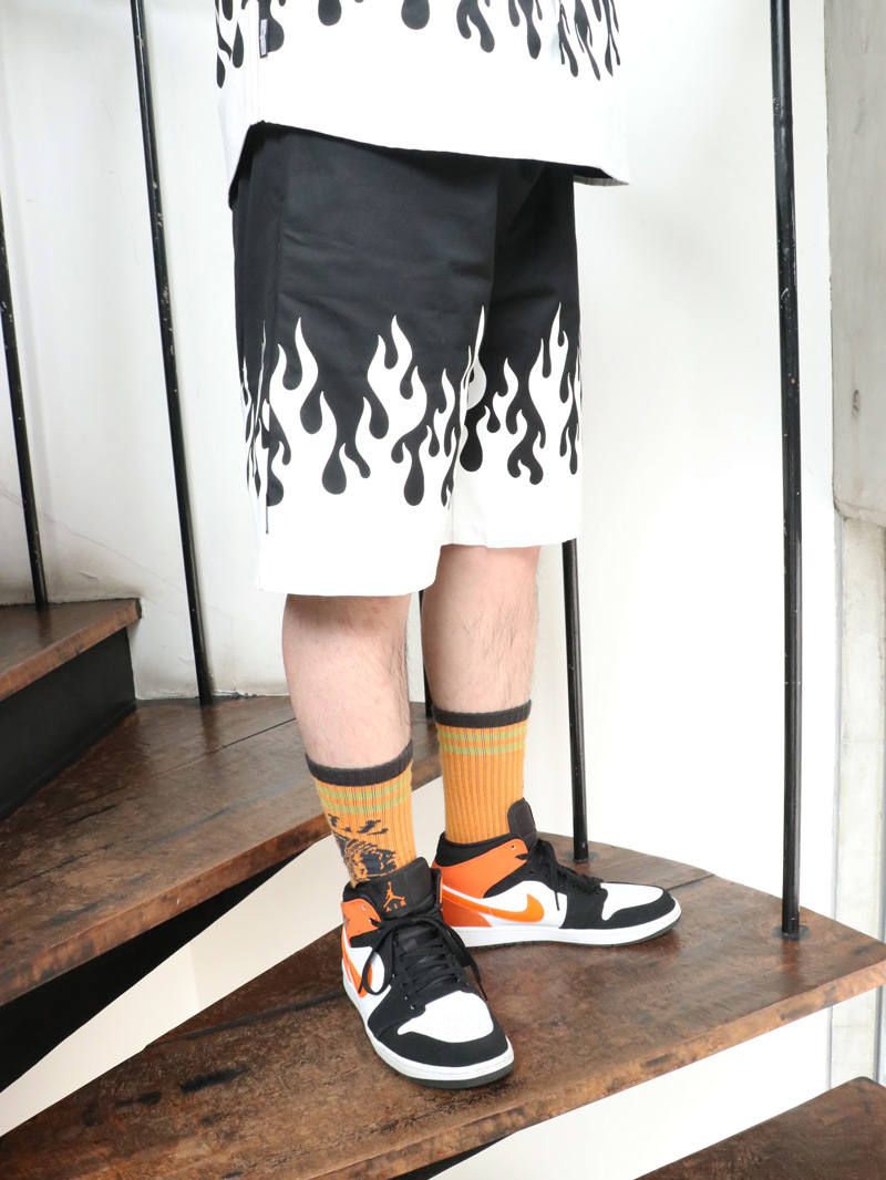 フレイムスハーフパンツ (ブラック×ホワイト) / BxH Flames Half Pants (BLACK×WHITE)