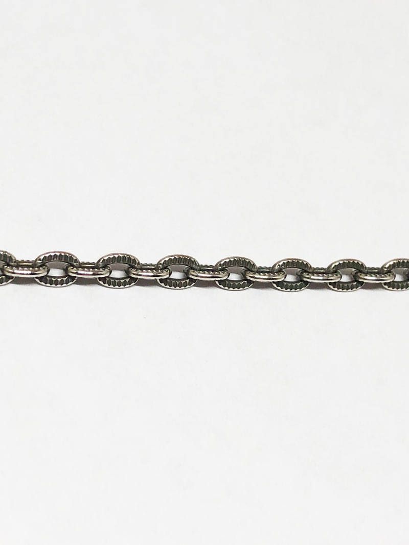 PEANUTS & CO. - BULL DOG NECKLACE (CAPTAIN) | SKANDA