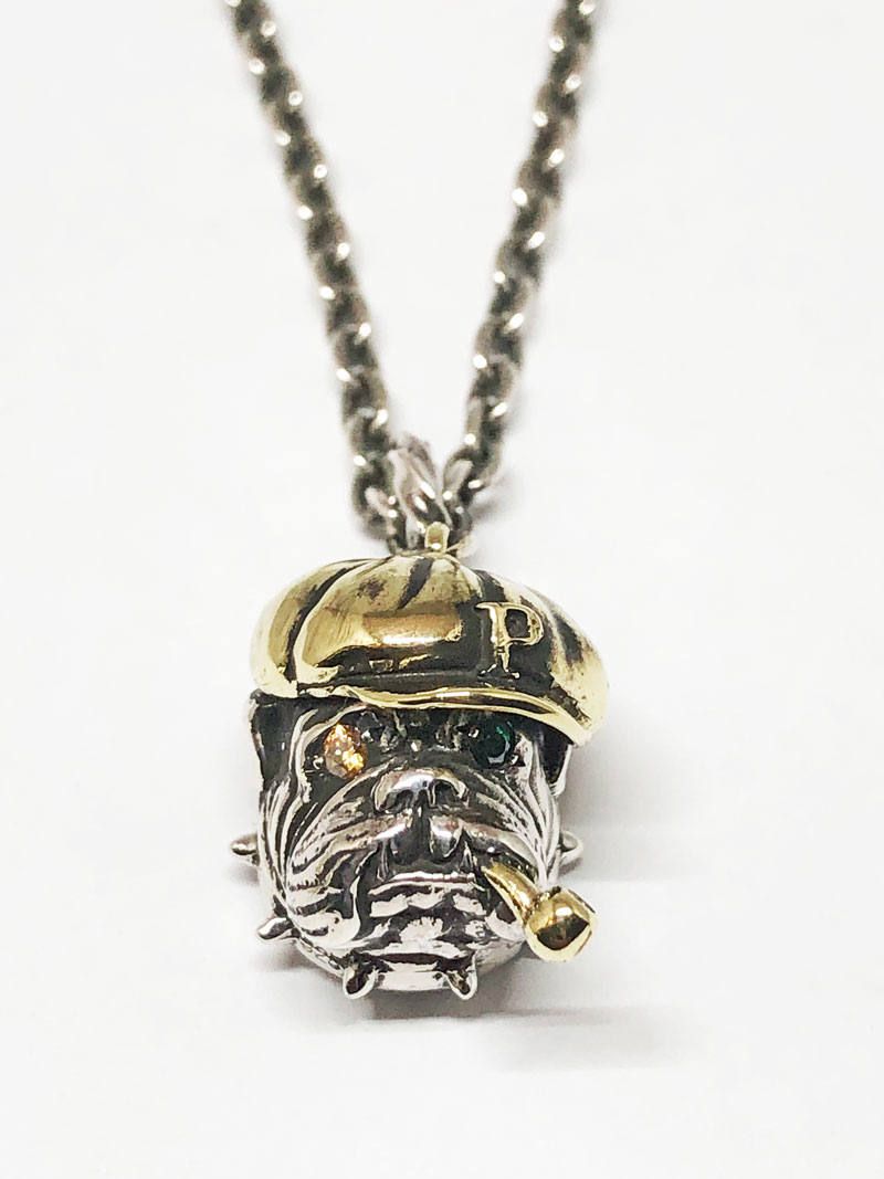 PEANUTS & CO. - BULL DOG NECKLACE (CAPTAIN) | SKANDA