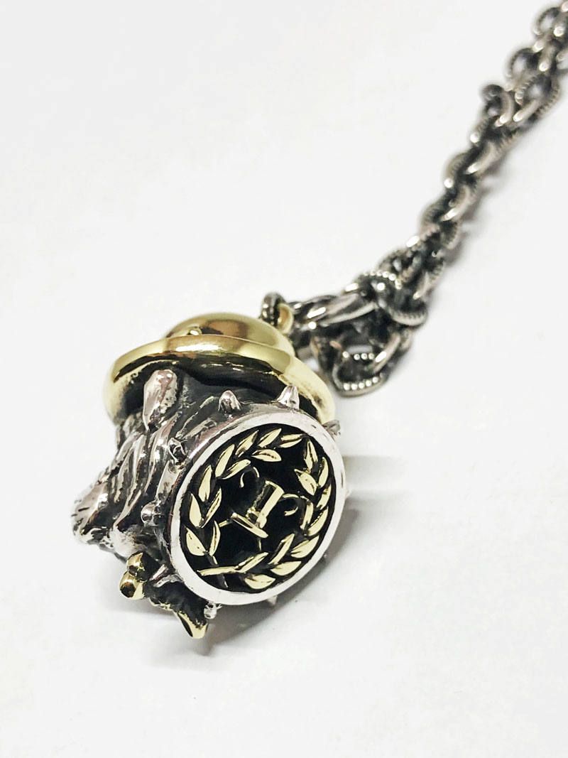 BULL DOG NECKLACE (COLNEONE)