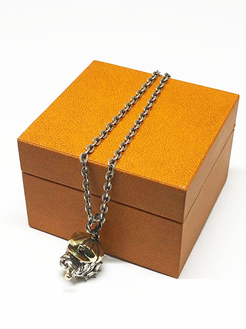 PEANUTS & CO. - BULL DOG NECKLACE (CAPTAIN) | SKANDA