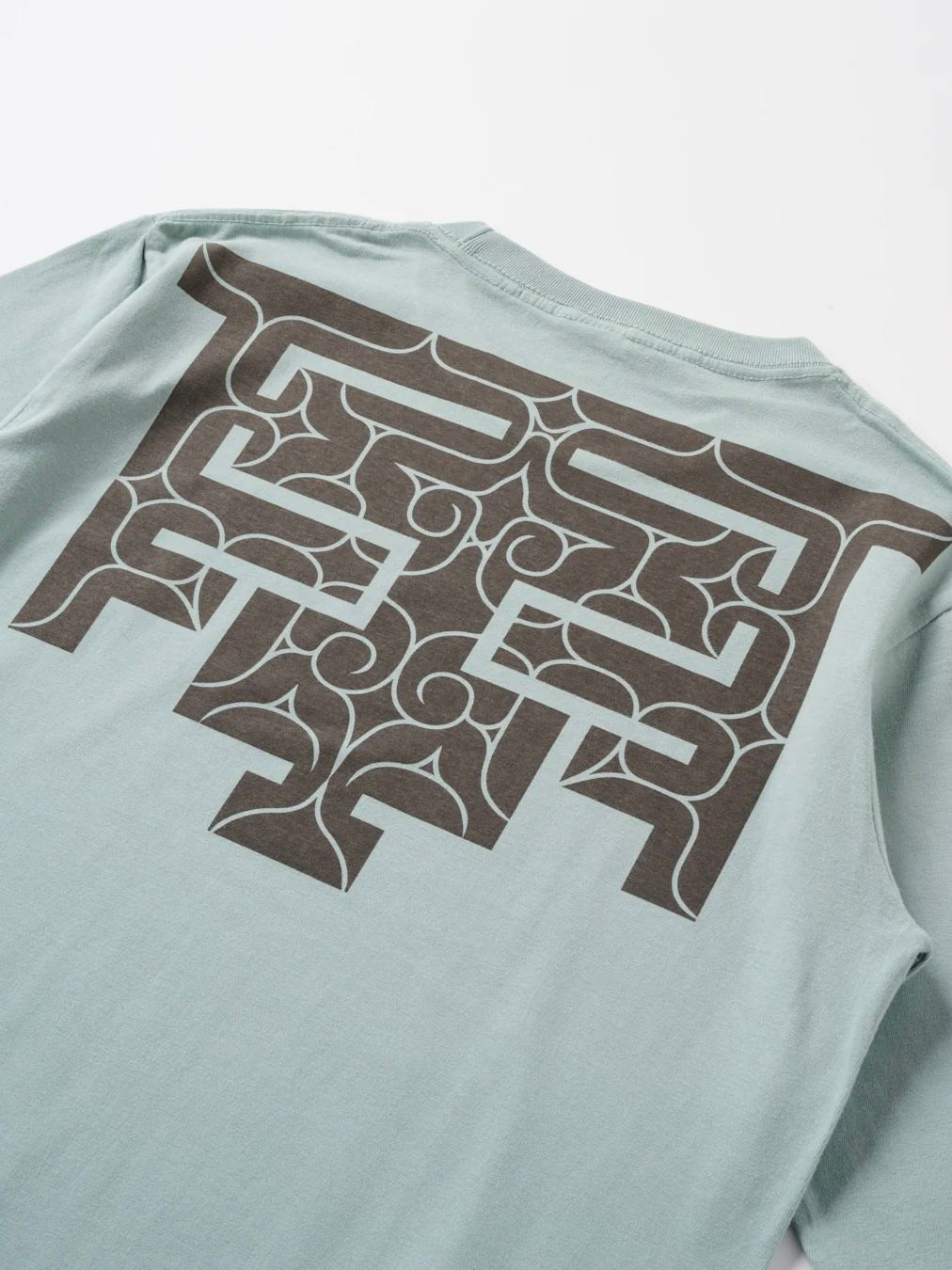 バックプリント長袖コットンTシャツ -cikarkarpe- (SMOKEY GREEN)