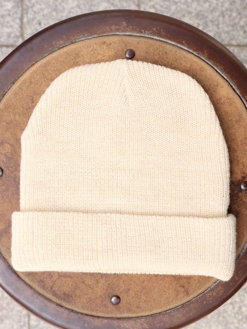 O.L.A.W EMBROIDERY KNIT CAP (NUTURAL)