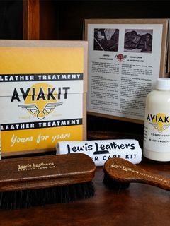 DELUXE CARE KIT (LEATHER TREATMENT KIT)