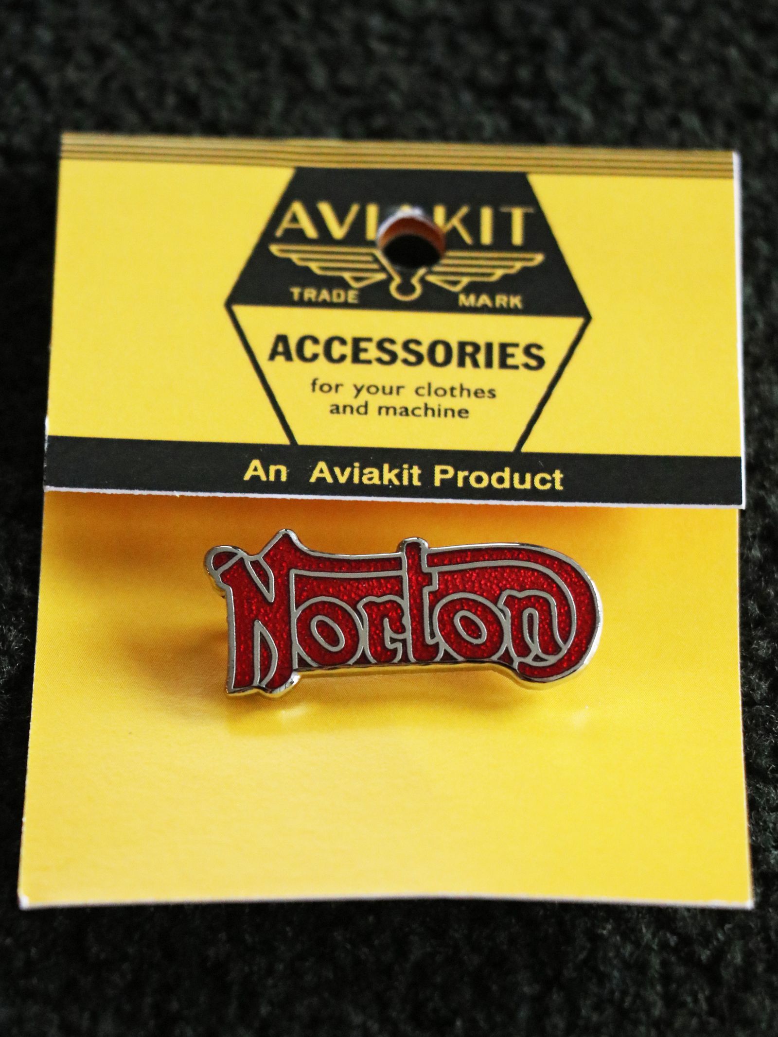 "NORTON LOGO" BADGE