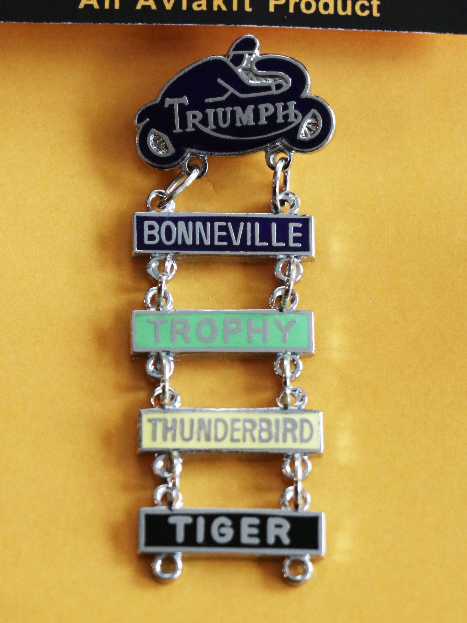 "TRIUMPH WITH BARS BSA WITH BARS NORTON WITH BARS"113"