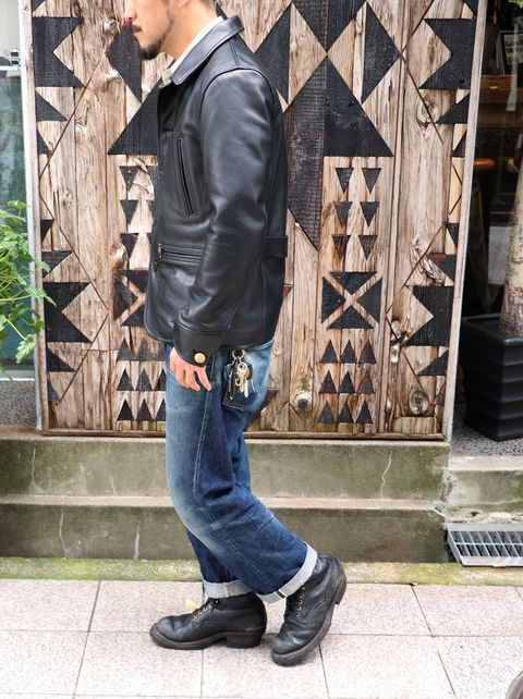 CAR COAT + CAP  　= 遊び心ある大人なカジュアル