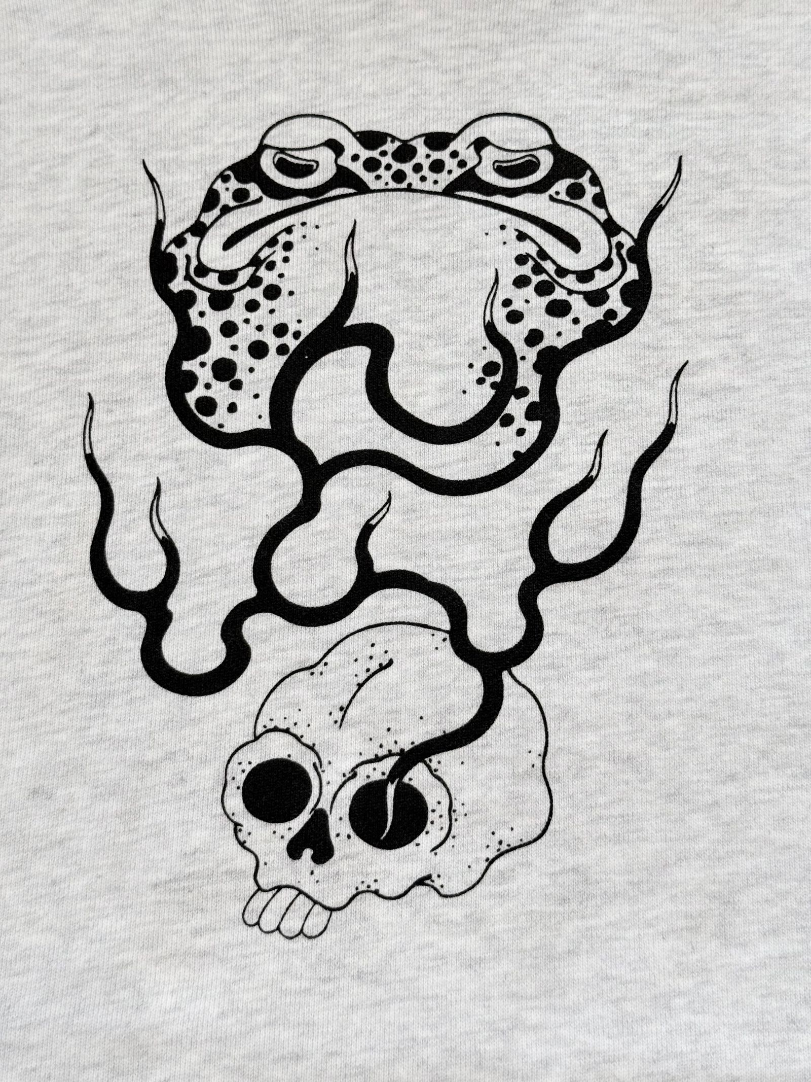 PULLOVER HOODIE "がまん"(ASH GRAY) SKANDA 26TH DESIGN by江戸文身道場 彫健