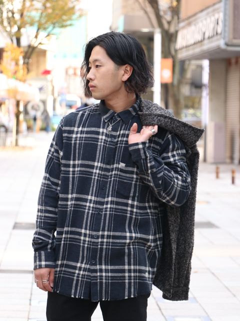 シャツ×シャツジャケット 少し落ち着いた大人コーデ